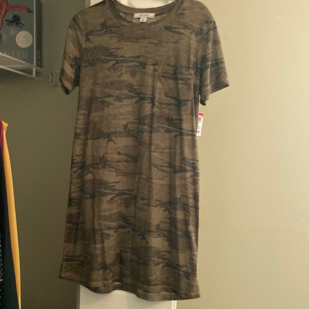 Camouflage light weight tee shirt dress w/top pocket